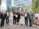 Die Gewinnerinnen und Gewinner des Ideenwettbewerbs "Zukunft schreiben" bei der Preisverleihung durch die B&C Privatstiftung, v.l.n.r.: Erich Hampel (B&C), Birgit Noggler (B&C), Lena Wagner, Matthias Kargl, Anna Pichler, Nikola Marie Hochedlinger, Manuel Peer, Wolfgang Hofer (B&C), Donia Lasinger (B&C) – gewonnen hat außerdem Hannah Maria Clemens © Alexander Müller