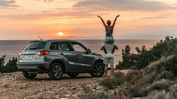 Mit dem Auto in den Sommerurlaub - für die meisten Österreicherinnen und Österreicher weiterhin die beliebteste Lösung © unsplash